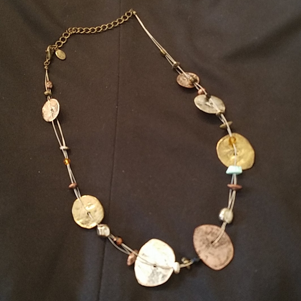 Women's necklace